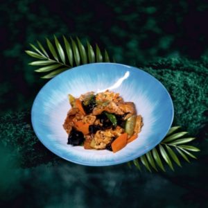313. Свинина жареная с овощами и древесными грибами